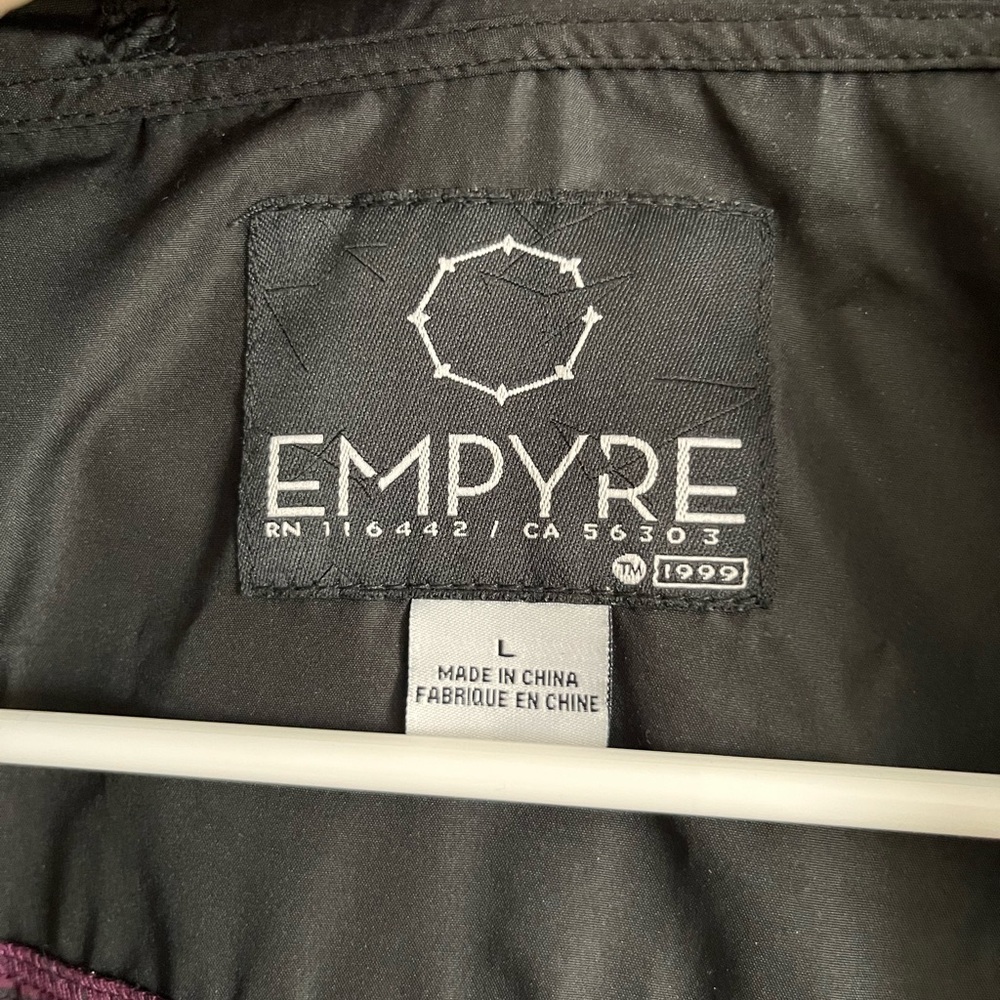 Empyre Jacket - Picture 2 of 3